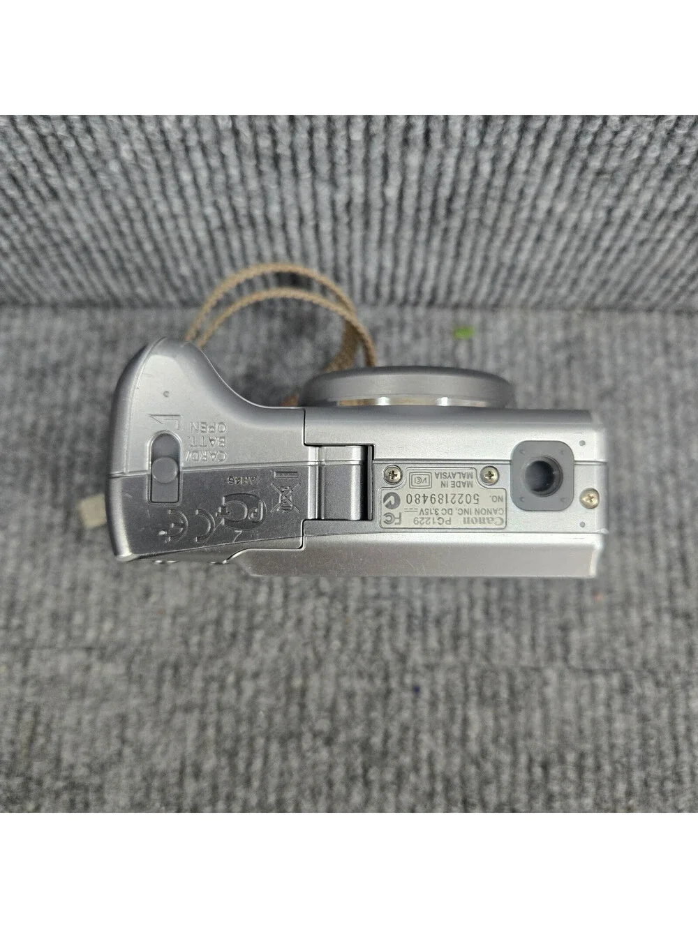 Canon PowerShot A560 Digital Camera 7.1MP 4x Optical Zoom Parts Repair